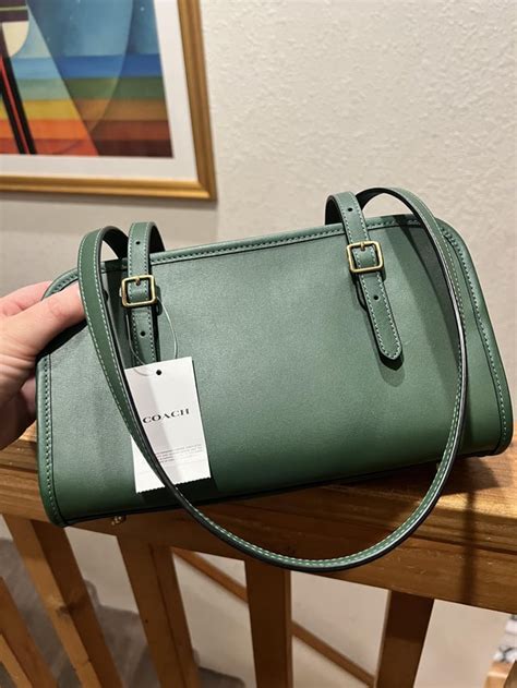 coach swing zip hunter green.